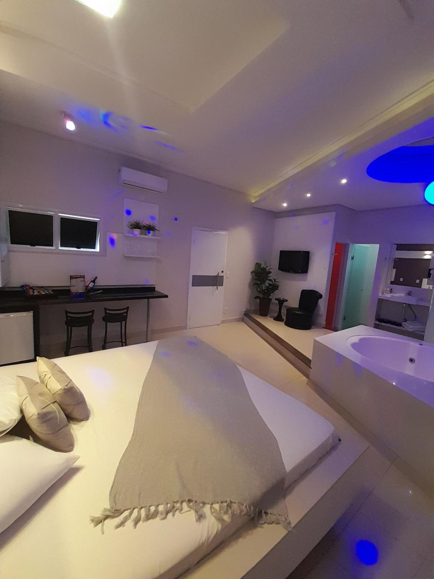 Top Motel Criciuma  Εξωτερικό φωτογραφία